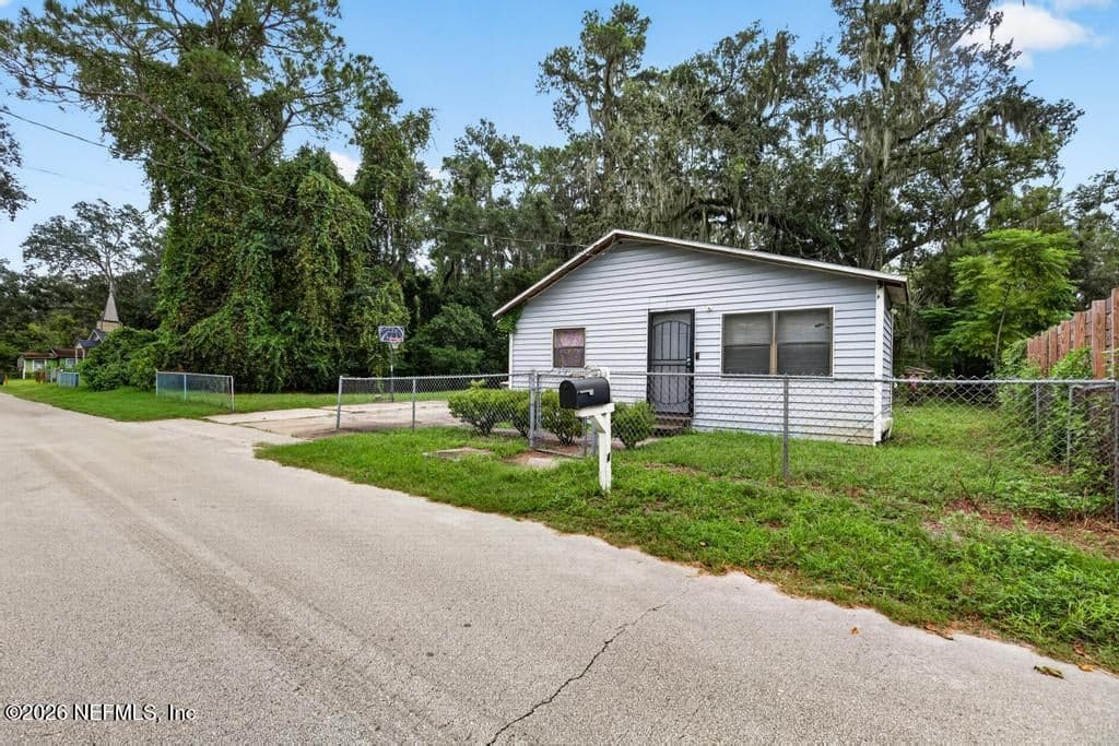 2054 THOMAS Court, Jacksonville, FL 32207, Jacksonville, FL - photo 2