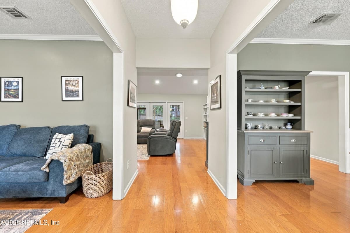 1770 PROVIDENCE HOLLOW Lane, Jacksonville, FL 32223, Jacksonville, FL - photo 2