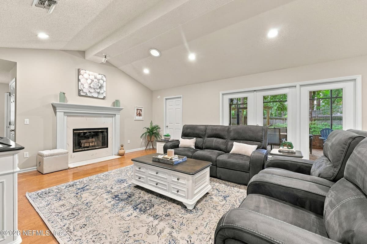 1770 PROVIDENCE HOLLOW Lane, Jacksonville, FL 32223, Jacksonville, FL - photo 3