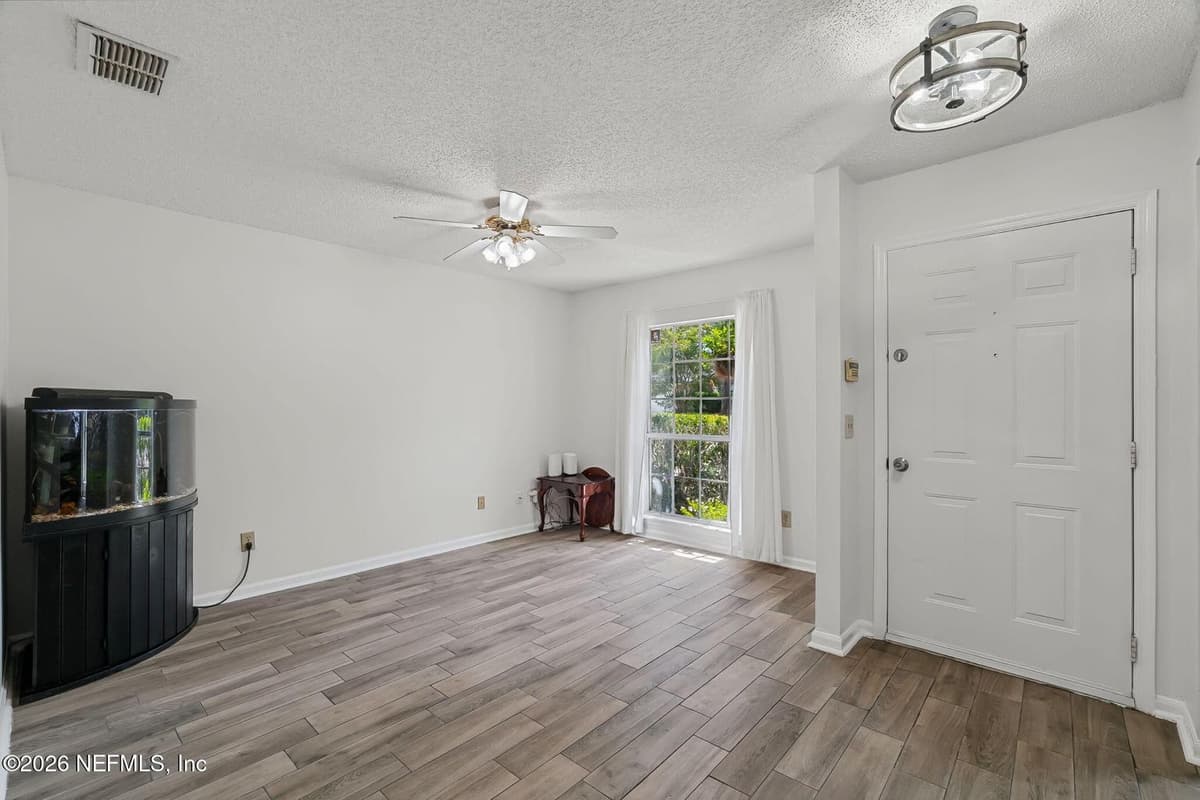 8078 MACNAUGHTON Drive, Jacksonville, FL 32244, Jacksonville, FL - photo 3
