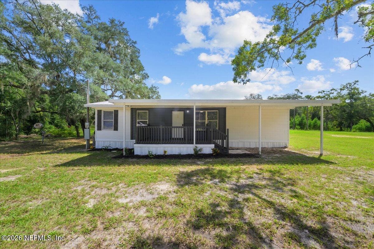 214 PHOENIX Street, Satsuma, FL 32189