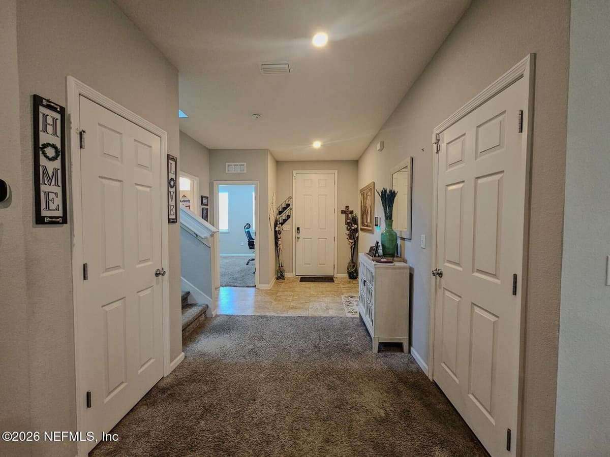 12573 Lake Taylor Lane, Jacksonville, FL 32218, Jacksonville, FL - photo 2