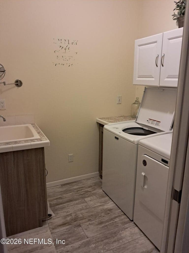 231 SW FEDERAL Court, Fort White, FL 32038, Fort White, FL - photo 3