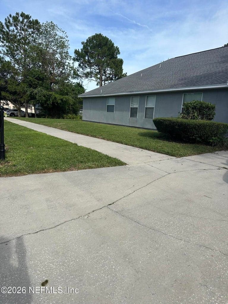 13879 DEVAN LEE Drive E, Jacksonville, FL 32226, Jacksonville, FL - photo 2