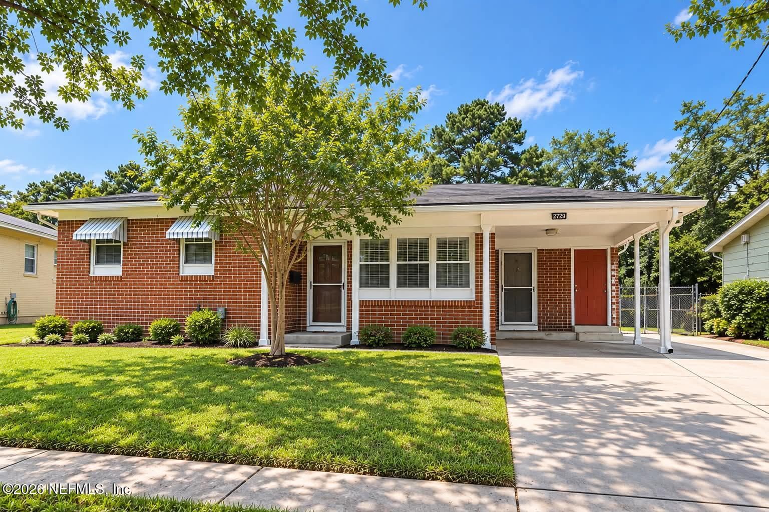 2729 W SACK Drive W, Jacksonville, FL 32216