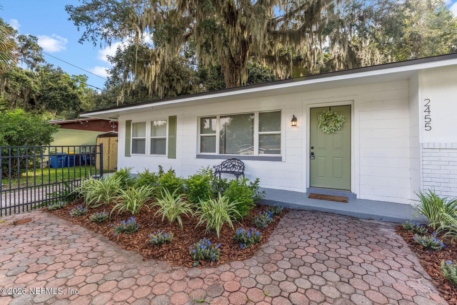 2455 SEAWAY Street, Jacksonville, FL 32233