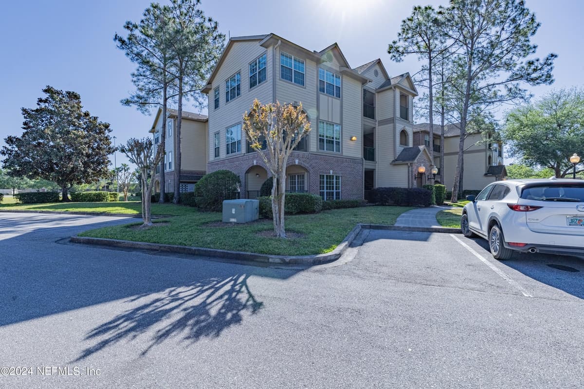 7800 POINT MEADOWS Drive UNIT # 1232, Jacksonville, FL 32256, Jacksonville, FL - photo 3