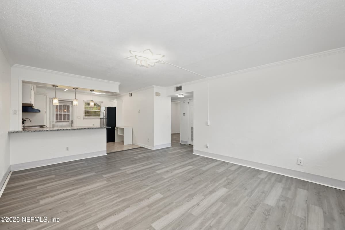 1800 S PALMETTO Avenue 1090, South Daytona, FL 32119, South Daytona, FL - photo 2