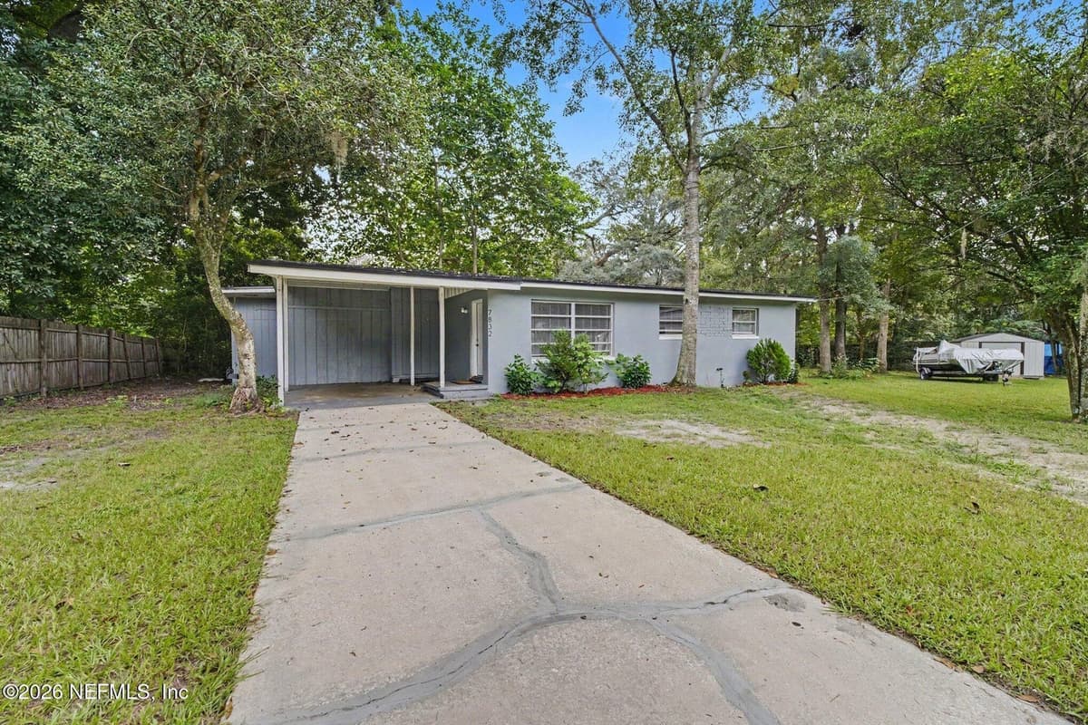 7832 DELAROCHE Court, Jacksonville, FL 32210, Jacksonville, FL - photo 3