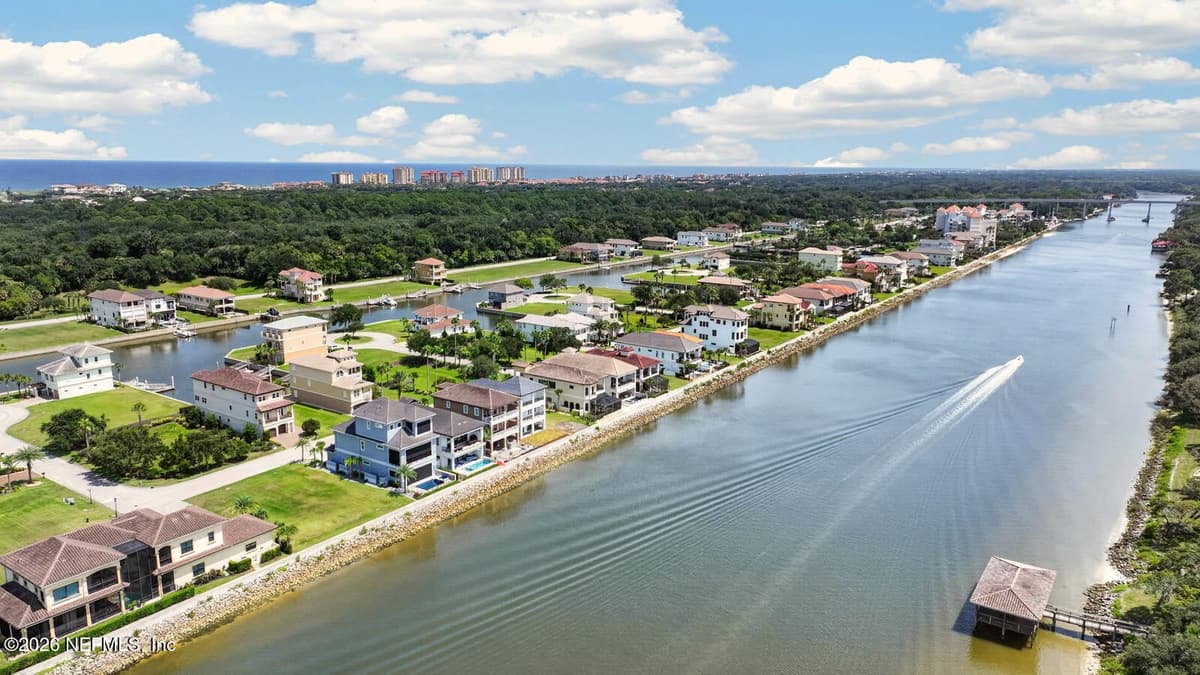 303 YACHT HARBOR Drive, Palm Coast, FL 32137, Palm Coast, FL - photo 2