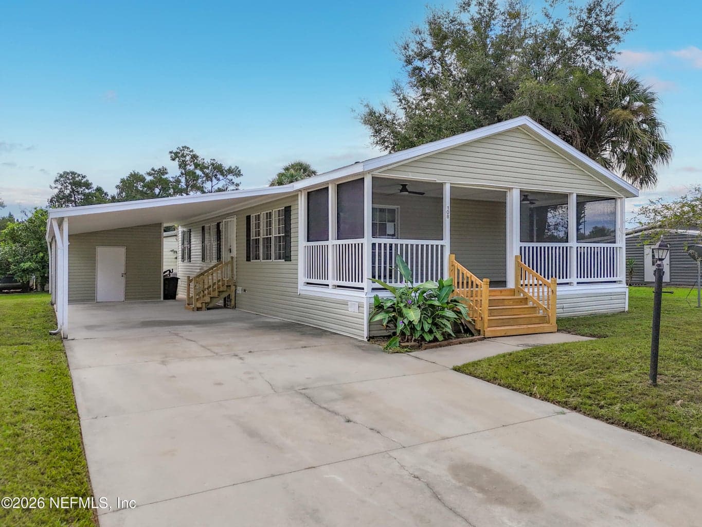 108 PINE LAKE Drive, Satsuma, FL 32189