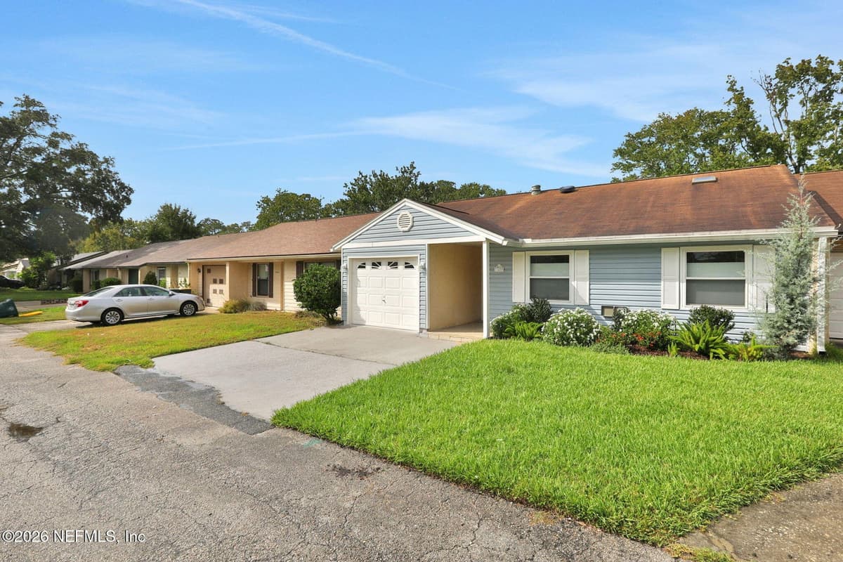 11439 GLENN MOTTIN Way N, Jacksonville, FL 32223, Jacksonville, FL - photo 2