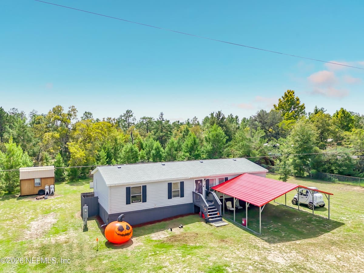 207 HIMALAYAN Street, Interlachen, FL 32148, Interlachen, FL - photo 2
