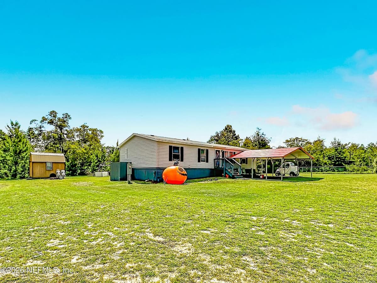 207 HIMALAYAN Street, Interlachen, FL 32148, Interlachen, FL - photo 3
