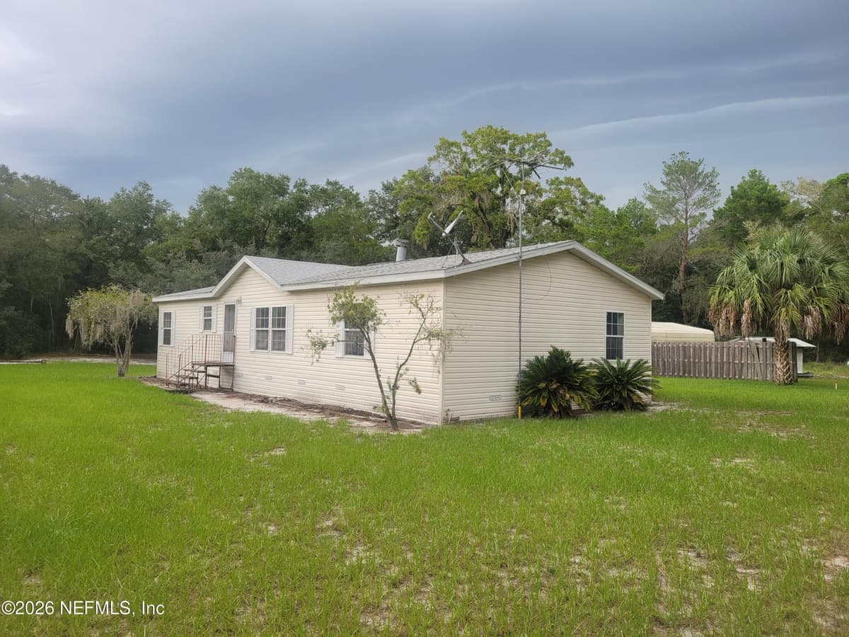 102 CENTER Avenue, Crescent City, FL 32112, Crescent City, FL - photo 3