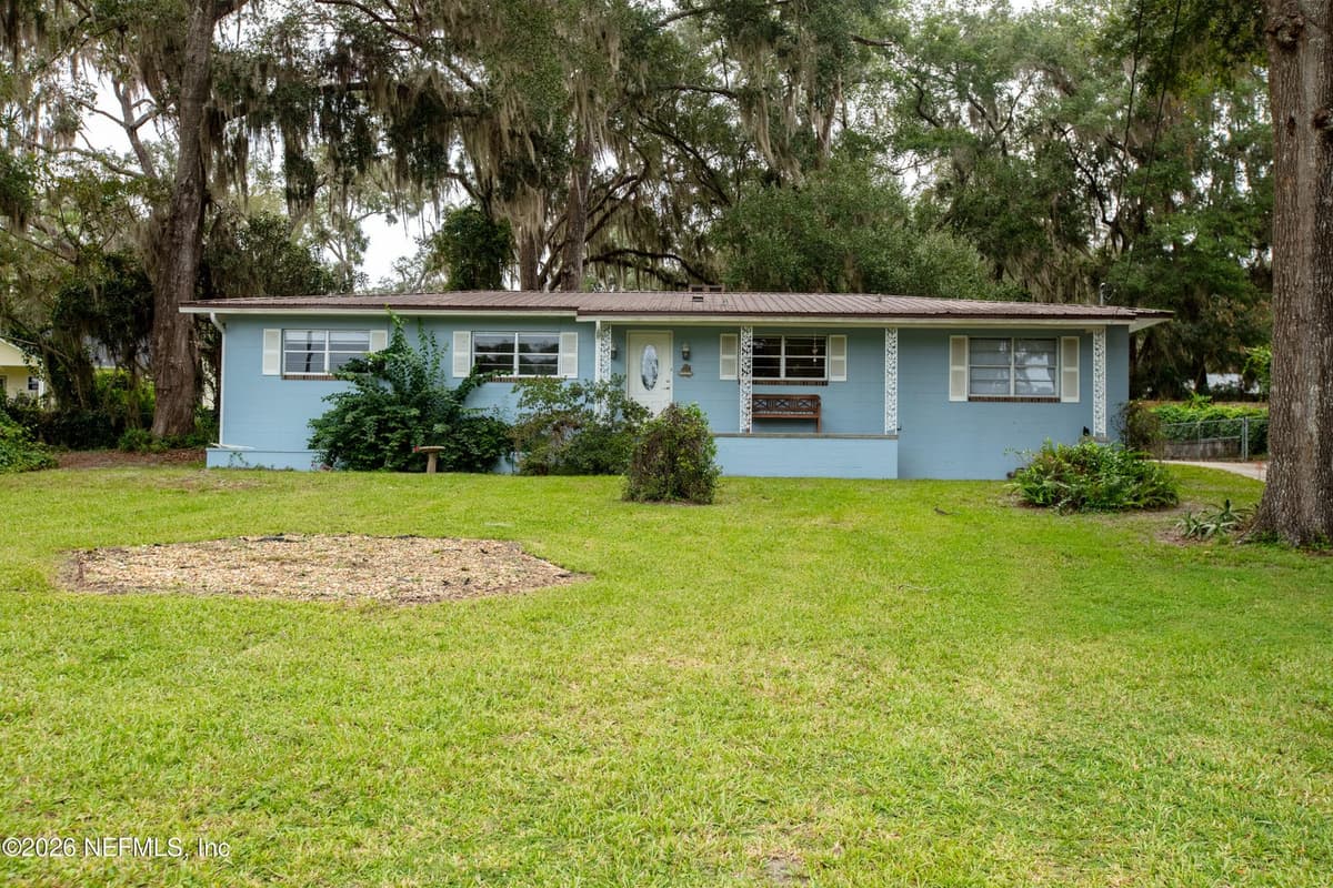 359 SE 4TH Avenue, Melrose, FL 32666, Melrose, FL - photo 3