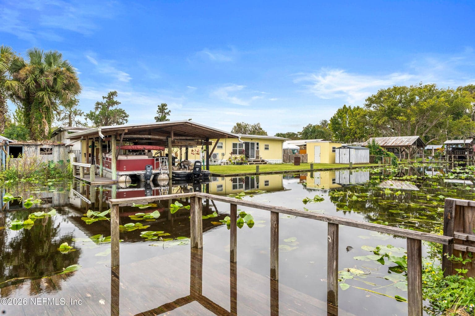 125 PINE Street, Satsuma, FL 32189