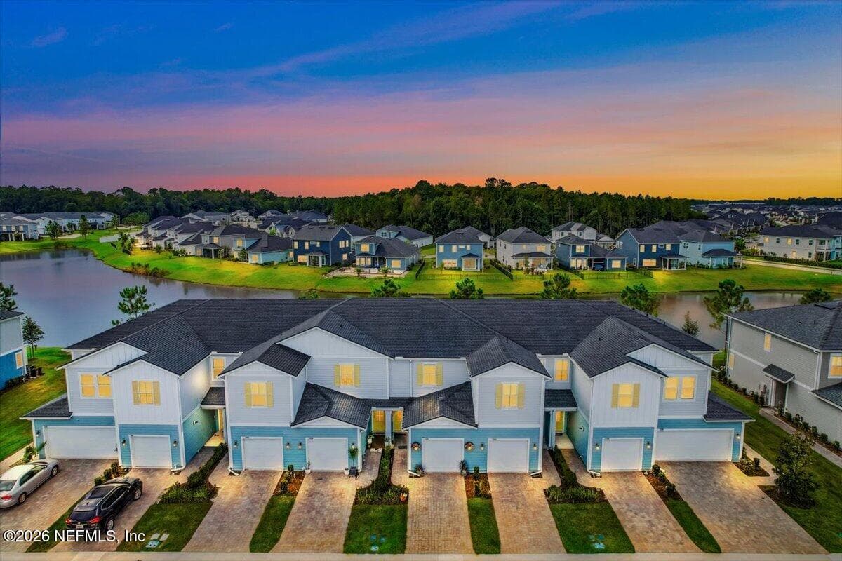 224 BRANDON LAKES Drive, St. Johns, FL 32092