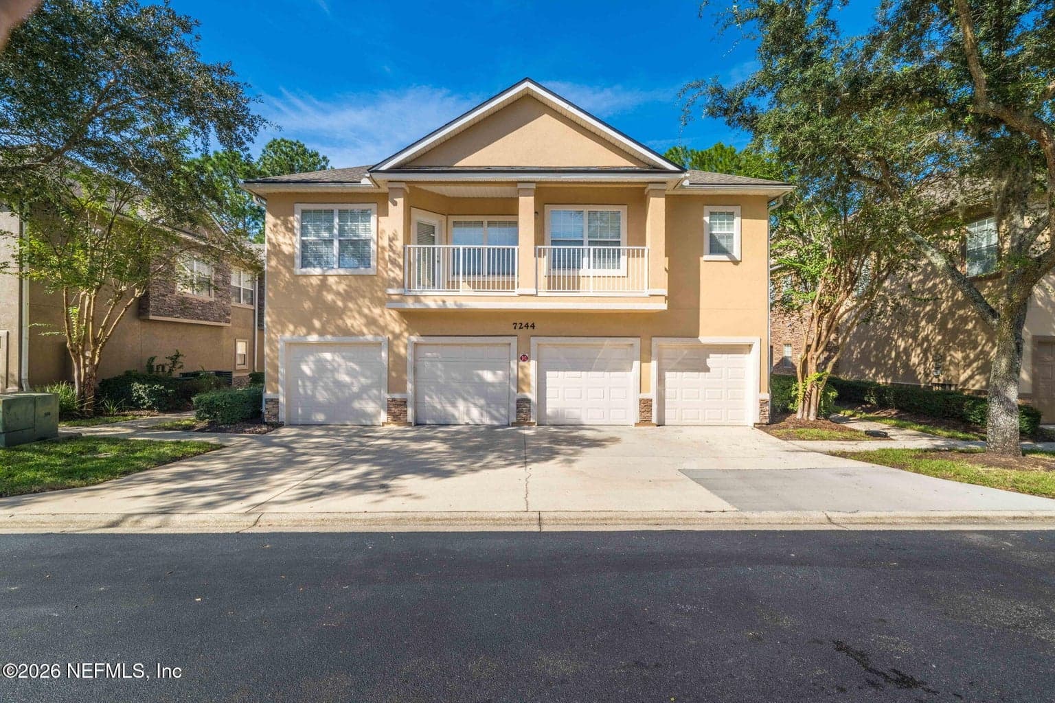 7244 DEERFOOT POINT Circle 30-1, Jacksonville, FL 32256