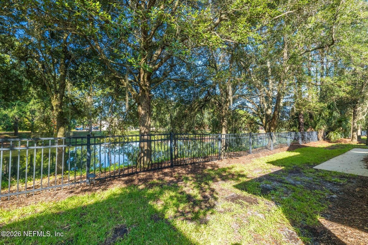 7244 DEERFOOT POINT Circle 30-1, Jacksonville, FL 32256, Jacksonville, FL - photo 2