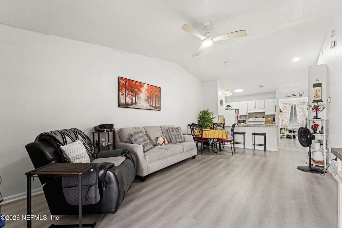 3270 RICKY Drive 1302, Jacksonville, FL 32223, Jacksonville, FL - photo 2