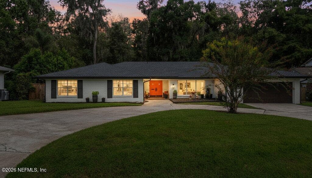 2423 CASTELLON Drive N, Jacksonville, FL 32217, Jacksonville, FL - photo 2