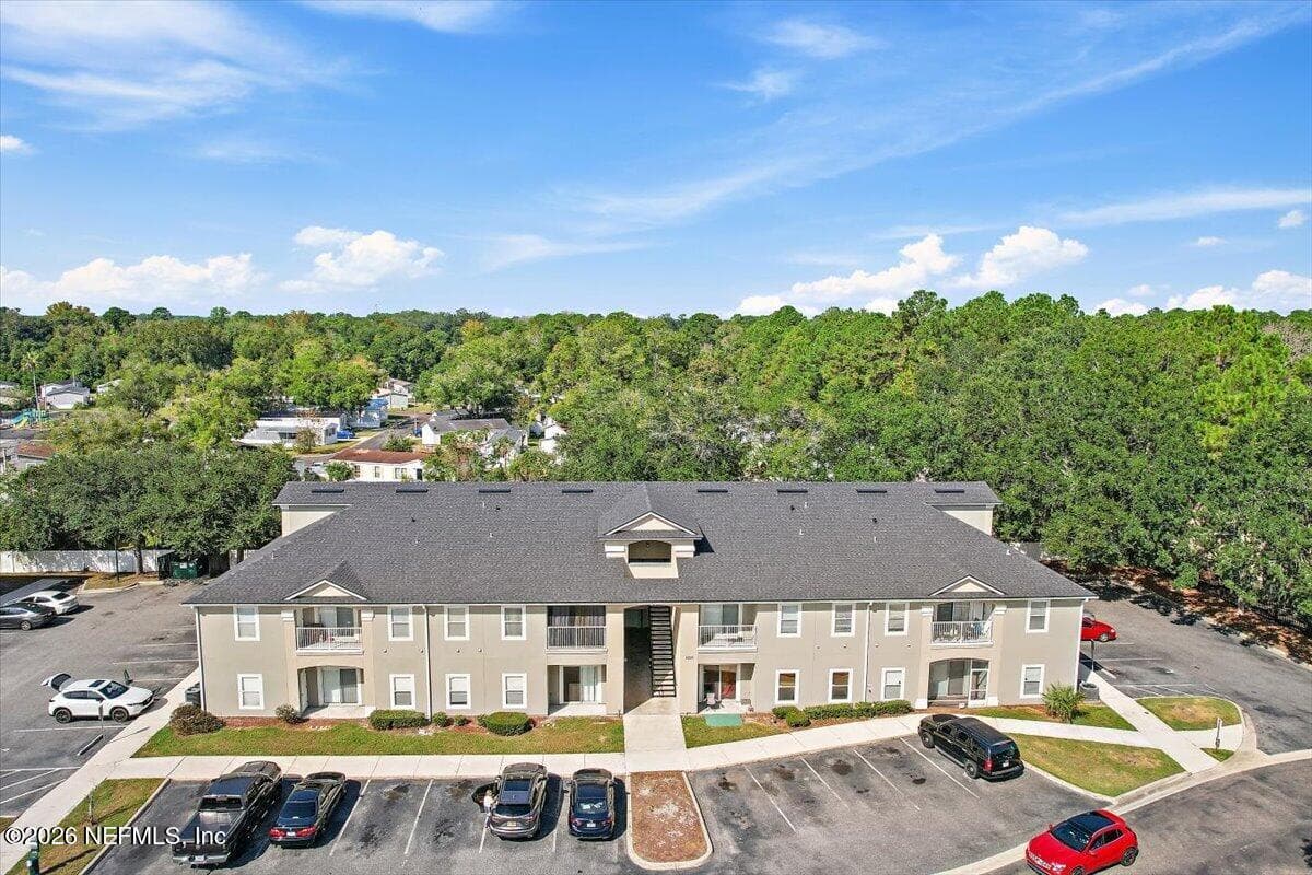 5050 PLAYPEN Drive 5, Jacksonville, FL 32210