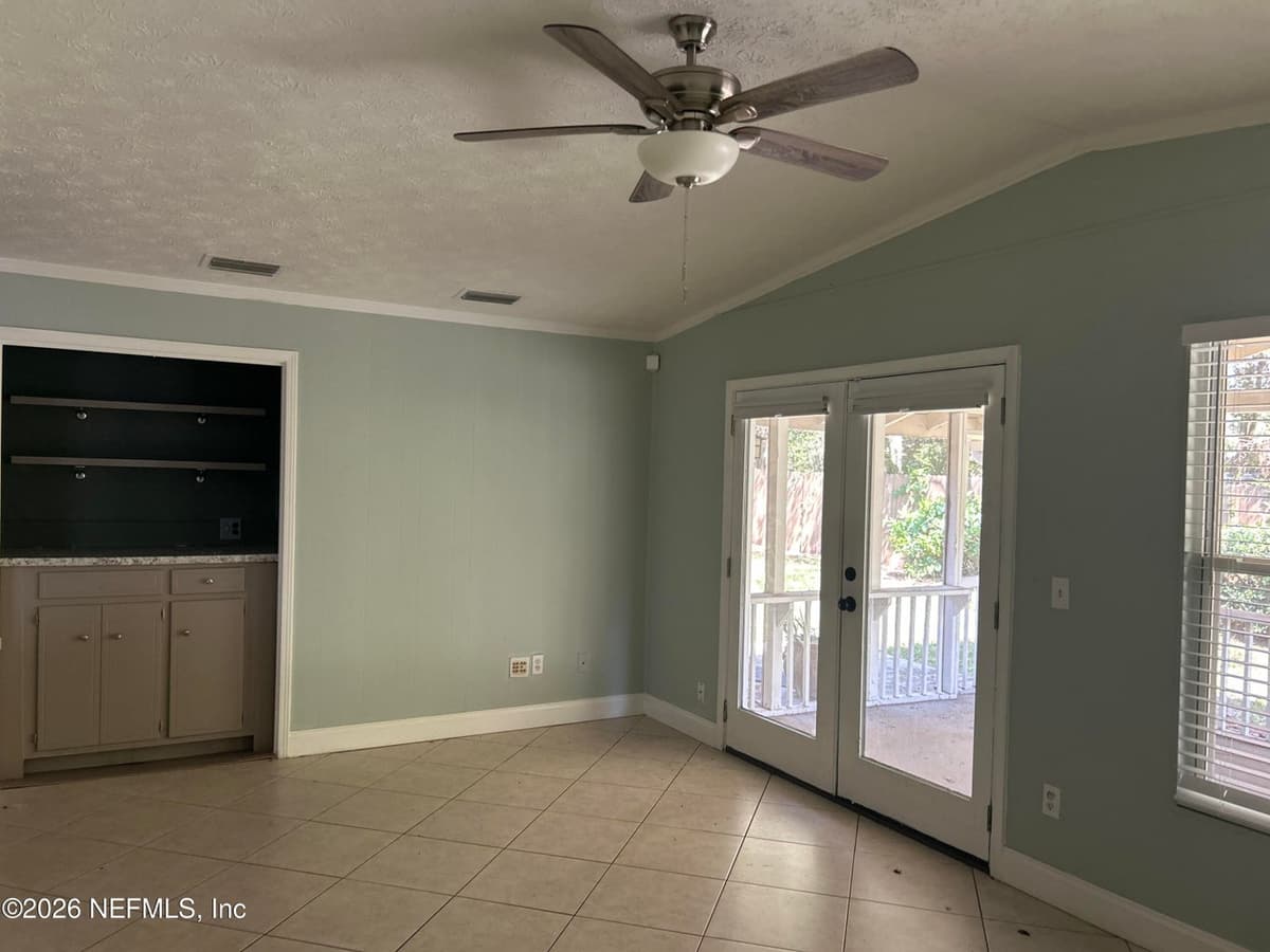 4901 LOFTY PINES Circle E, Jacksonville, FL 32210, Jacksonville, FL - photo 3