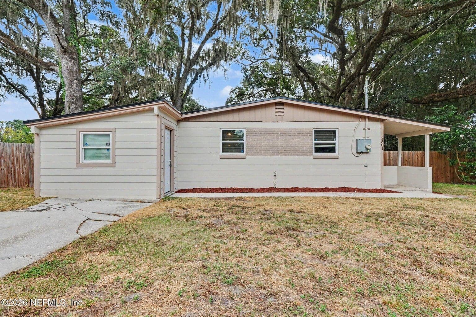 2501 RED ROBIN Drive E, Jacksonville, FL 32210