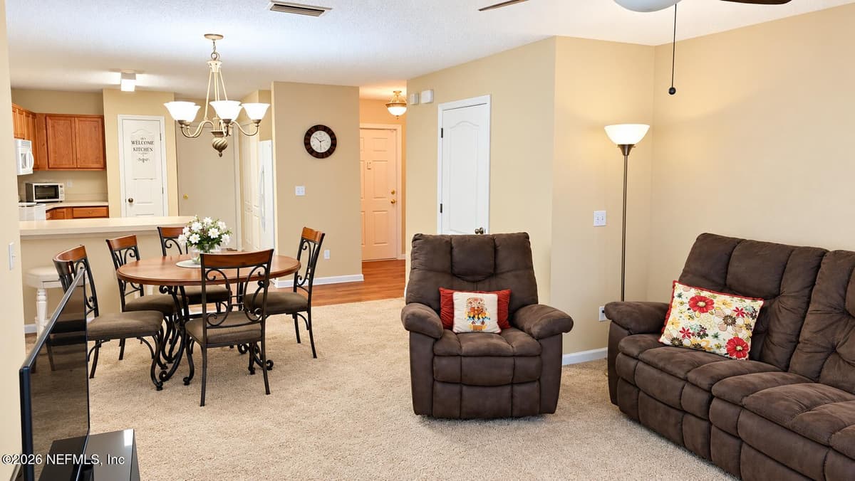 7783 PLAYSCHOOL Lane, Jacksonville, FL 32210, Jacksonville, FL - photo 2