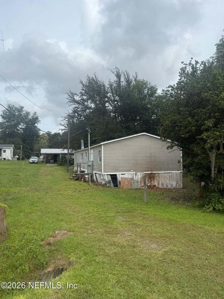 266 ASH Street, Hawthorne, FL 32640, Hawthorne, FL - photo 2