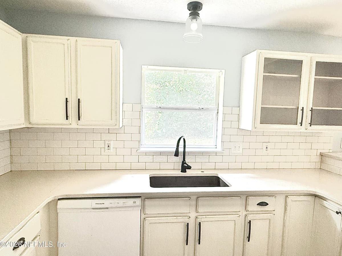 135 SORREL Street, Middleburg, FL 32068, Middleburg, FL - photo 3