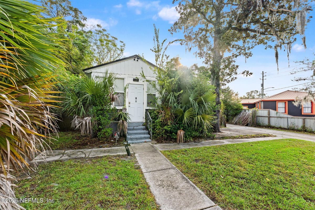 821 BUNKER HILL Boulevard, Jacksonville, FL 32208, Jacksonville, FL - photo 2