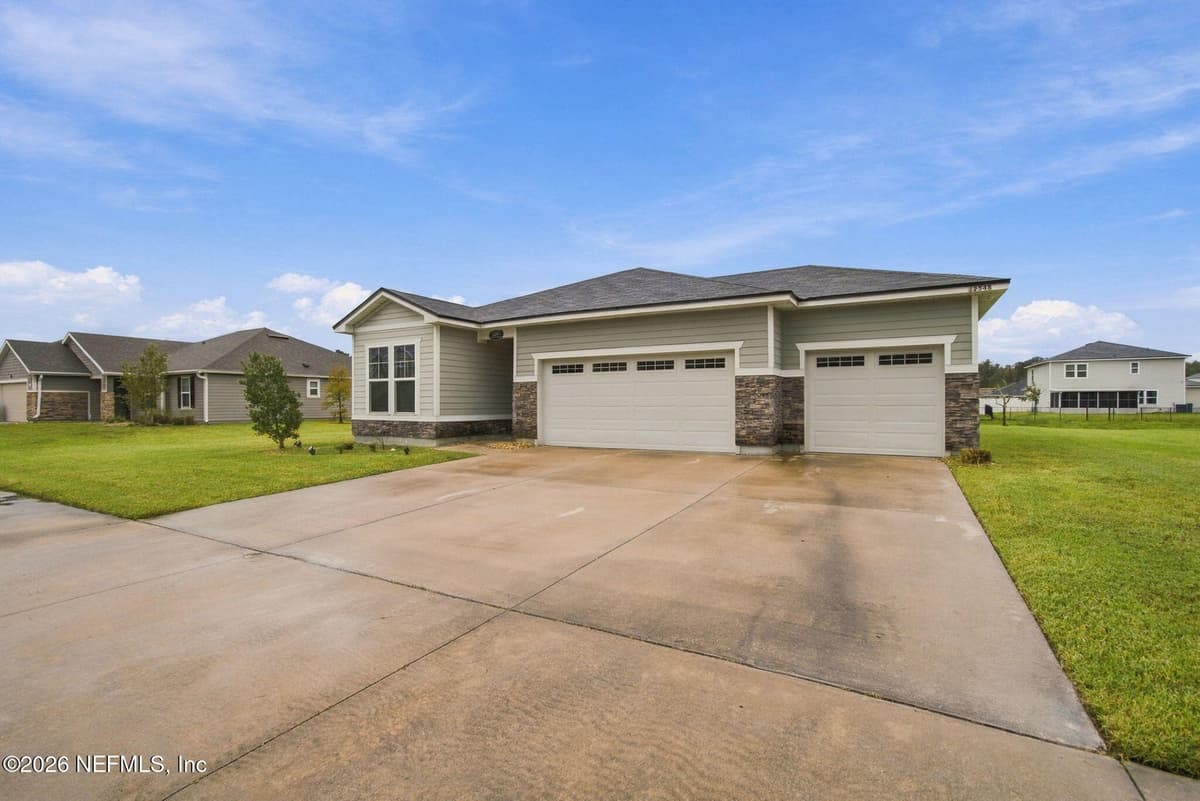 12548 GREEN MEADOW Drive, Jacksonville, FL 32218, Jacksonville, FL - photo 2