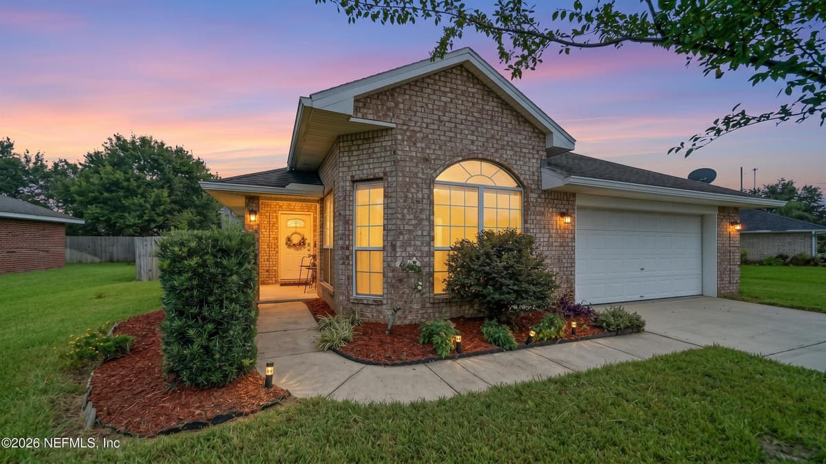 7681 VANDALAY Drive, Jacksonville, FL 32244, Jacksonville, FL - photo 2