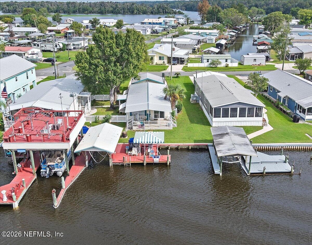 232 SPORTSMAN Drive, Welaka, FL 32193