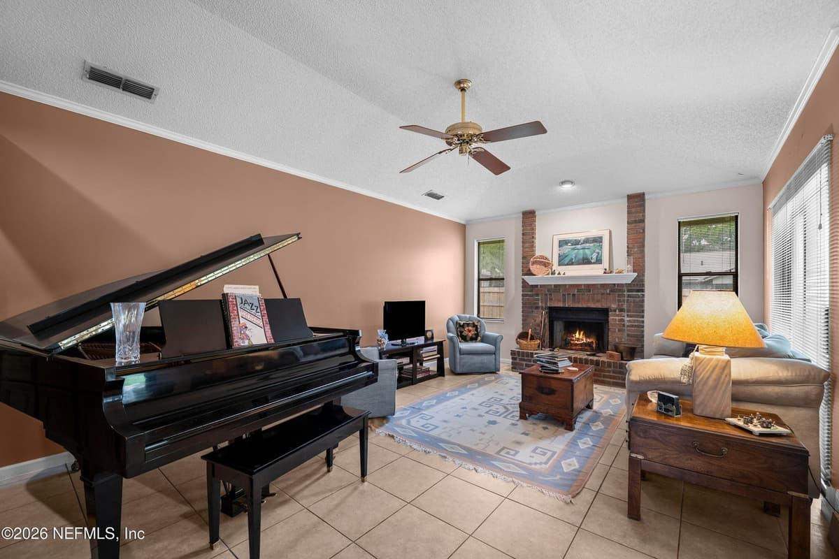 9088 COTSWOLD Way, Jacksonville, FL 32257, Jacksonville, FL - photo 2
