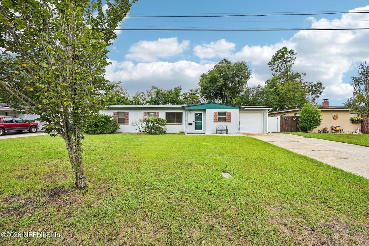 5732 CEDAR FOREST Drive S, Jacksonville, FL 32210, Jacksonville, FL - photo 3