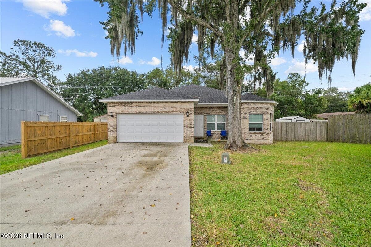 6107 W 1ST Manor, Palatka, FL 32177