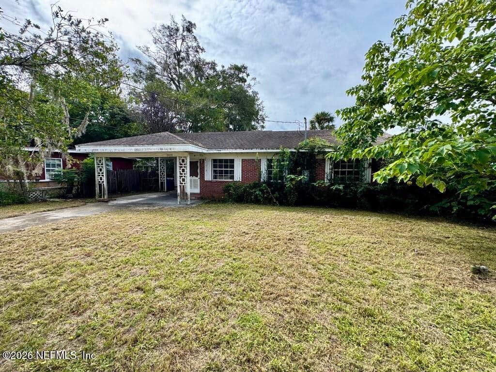 7928 FREE Avenue, Jacksonville, FL 32211