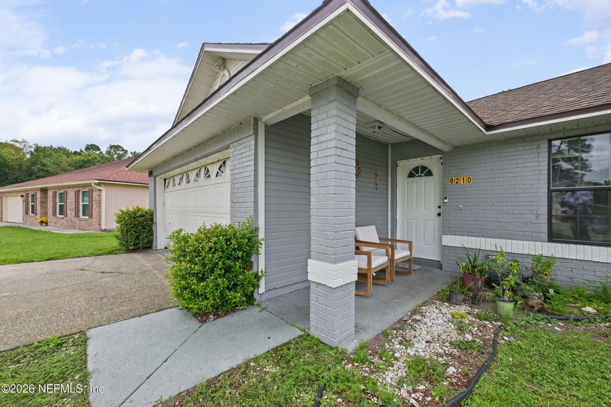 8210 HOT SPRINGS Drive S, Jacksonville, FL 32244, Jacksonville, FL - photo 2