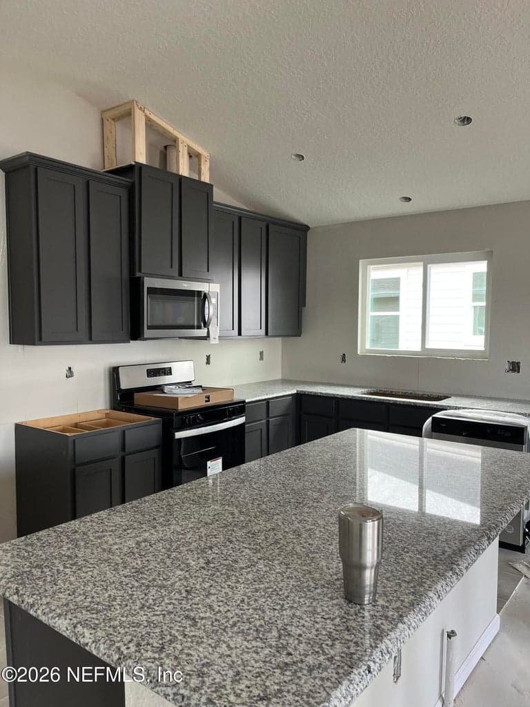 11019 STAPLETON Drive, Jacksonville, FL 32222, Jacksonville, FL - photo 2