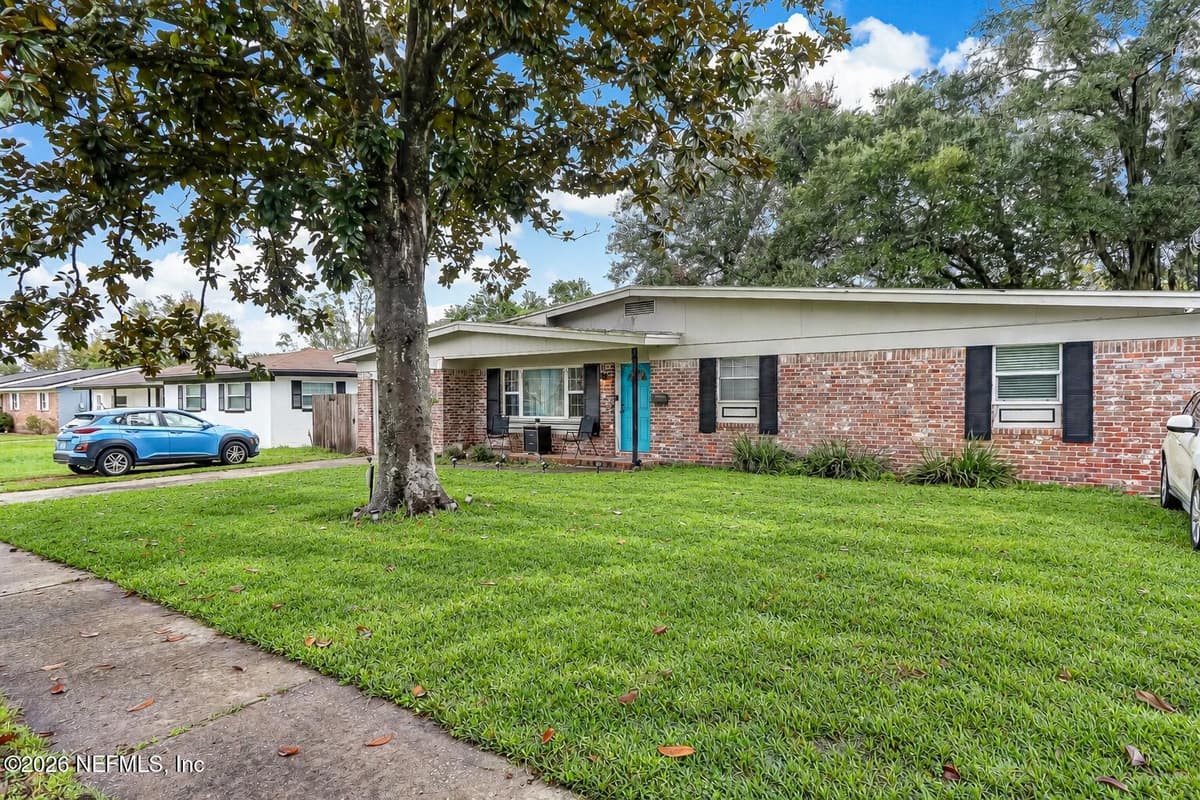 3483 THORNHILL Drive, Jacksonville, FL 32277, Jacksonville, FL - photo 3