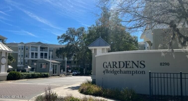 8290 GATE Parkway W 152, Jacksonville, FL 32216