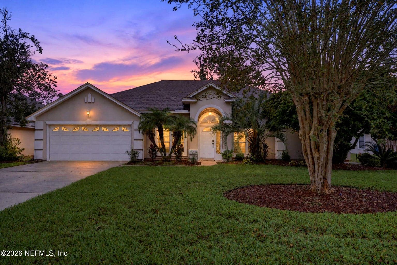 384 MAPLEWOOD Drive, St. Johns, FL 32259