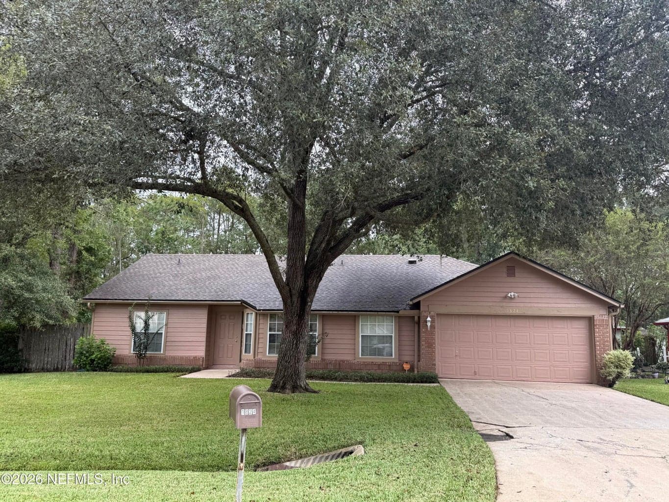 1824 HOLLARS Place, Middleburg, FL 32068