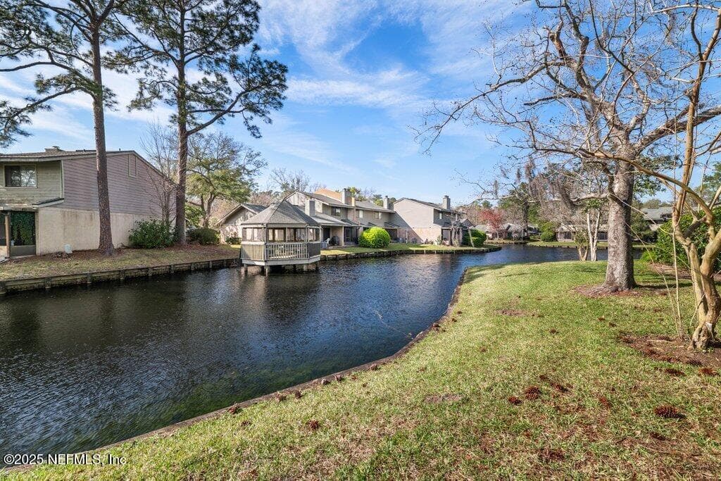7701 BAYMEADOWS Circle W 1154, Jacksonville, FL 32256