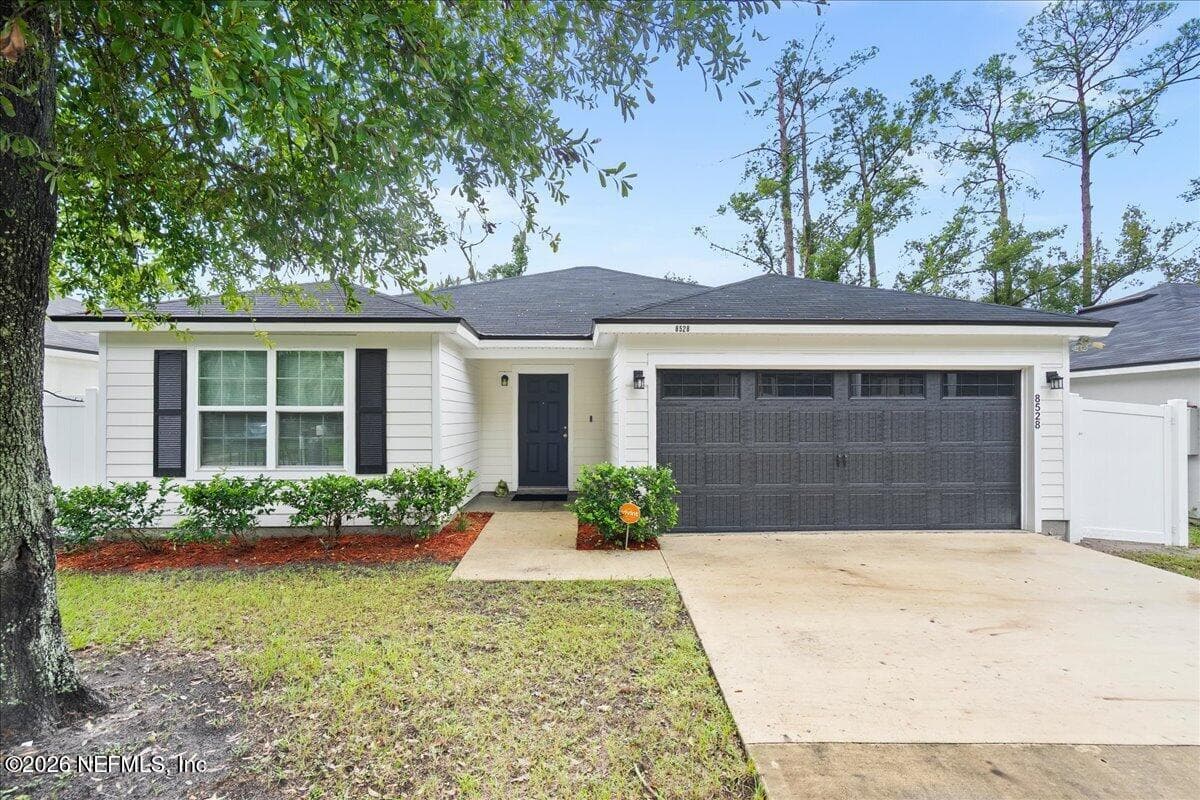 8528 OSTEEN Street, Jacksonville, FL 32210