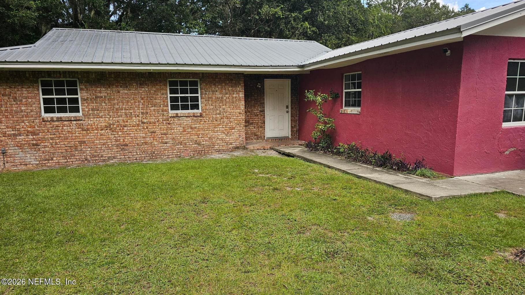 105 N BEECH Street, Palatka, FL 32177