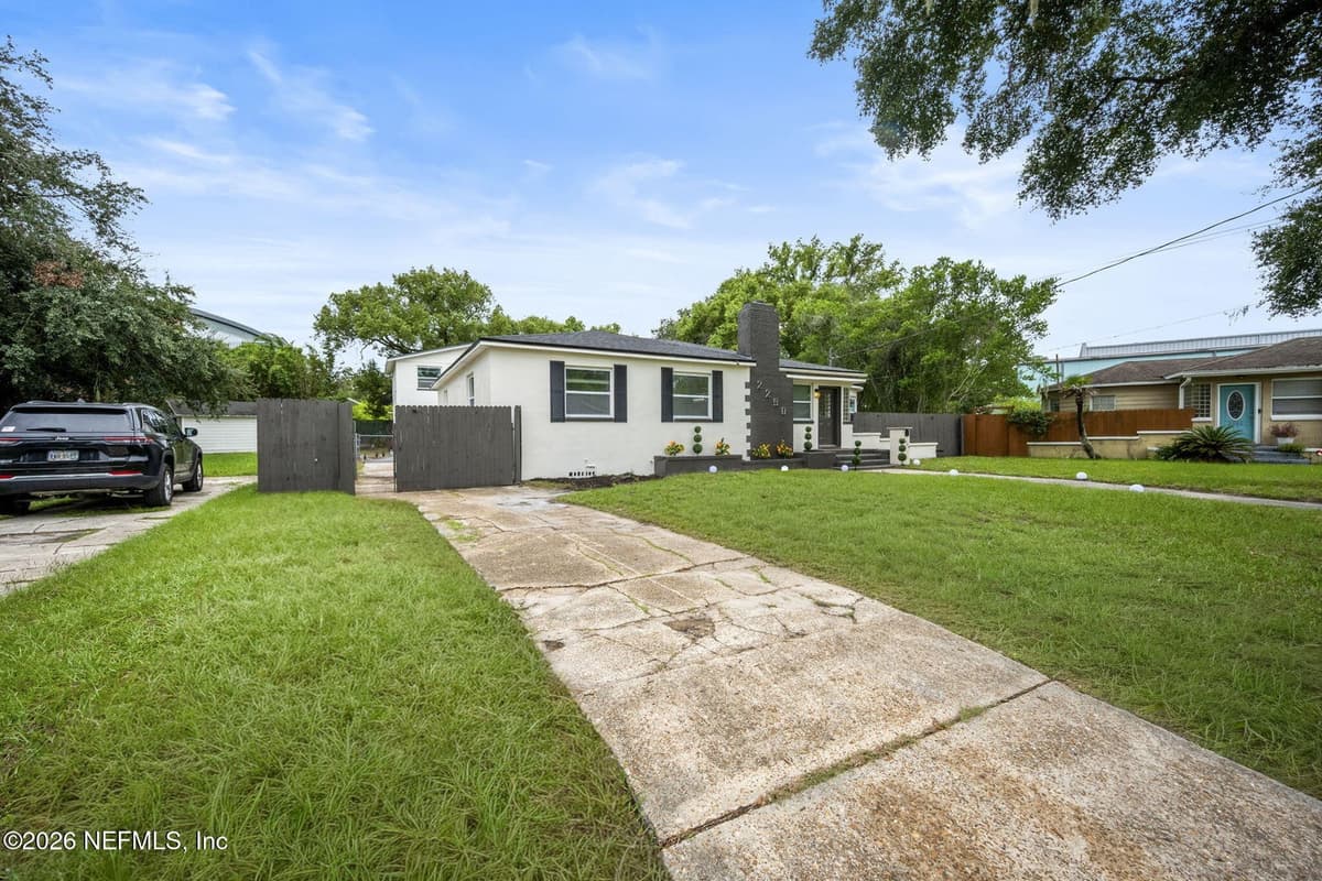 2290 LARCHMONT Road, Jacksonville, FL 32207, Jacksonville, FL - photo 2